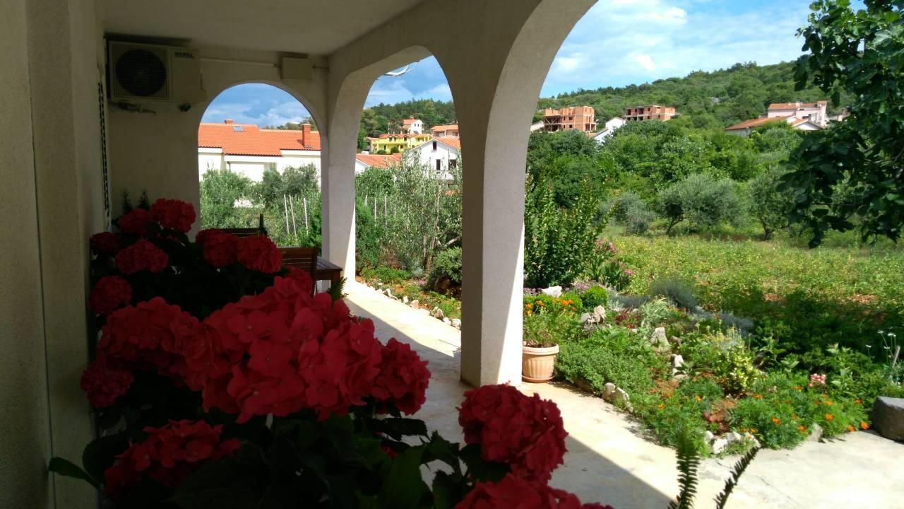 Apartamento Megi1 Vrbnik Exterior foto