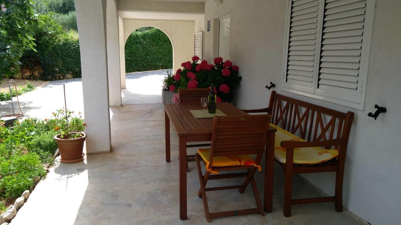 Apartamento Megi1 Vrbnik Exterior foto